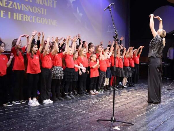 Novo Sarajevo celebrated BiH Independence Day through an evening of poetry, music and dance