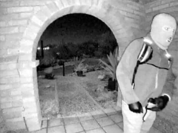 The FBI released photos of the kidnappers of the American journalist’s mother
