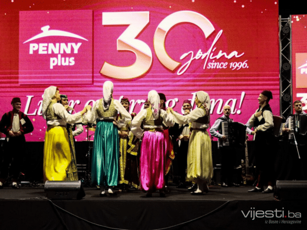 Penny plus marked 30 years of successful business