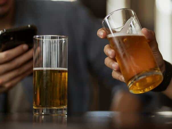 Beer is being drunk less and less: Brewers announced mass layoffs