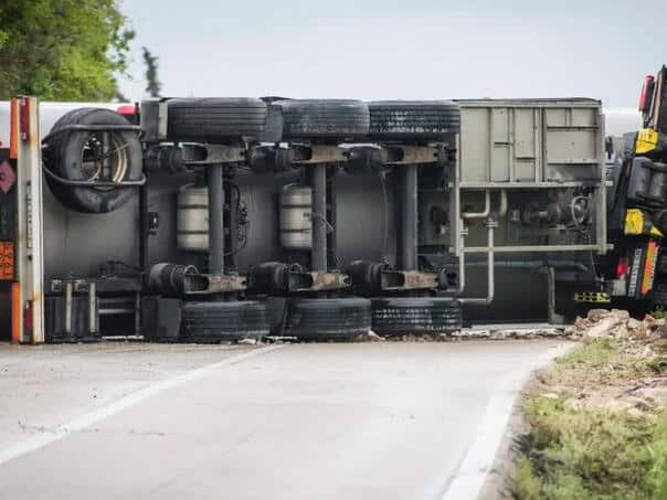 The tanker overturned, the traffic between Bugojno and Kupres was suspended