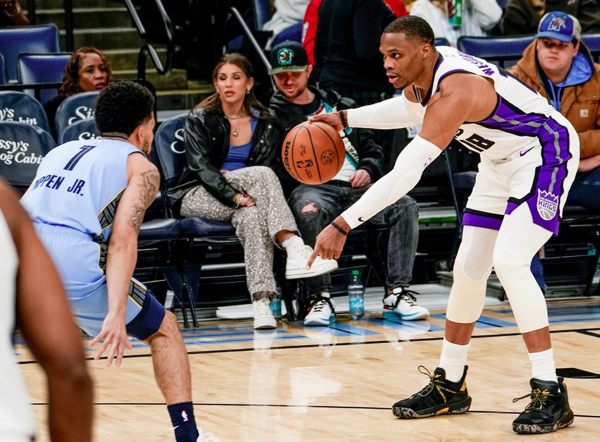 Sacramento broke the black streak, the Spurs celebrated in Detroit