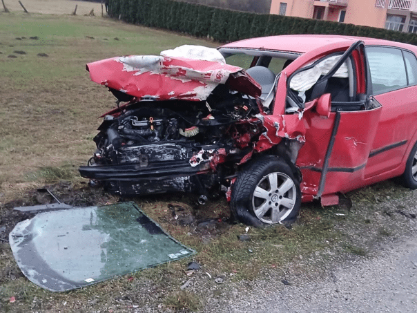 Terrible accident near Bugojno: The car was completely crushed