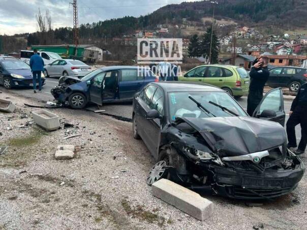 Serious accident near Semizovac: Collision of three vehicles…
