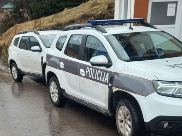 25 bags of pellets intended for the mosque during Ramadan were stolen