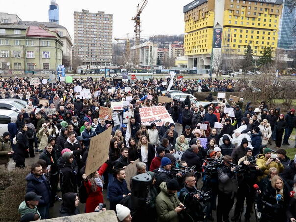 LIVE: Message "Pump it" from protests, on the street and famous faces