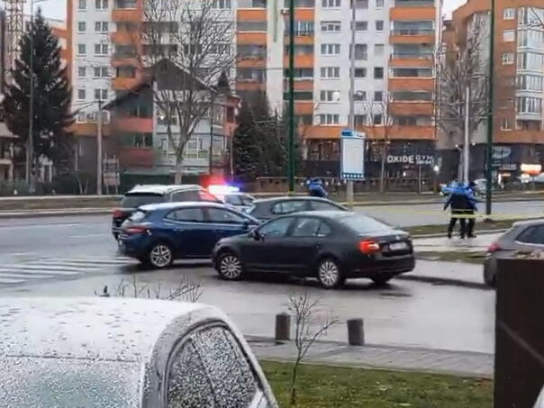 Firefight with the police in Sarajevo: He set fire to a car, and was wounded