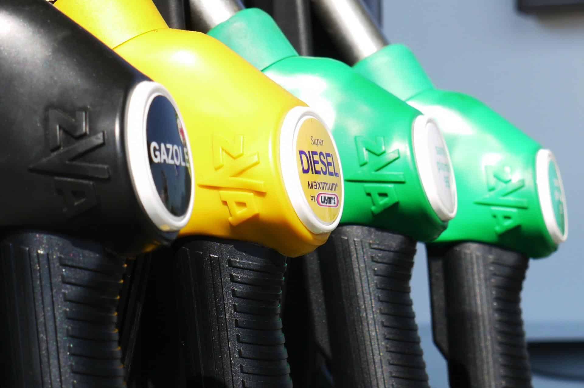 Prohibition of pouring fuel into canisters at gas stations: The Ministry announced
