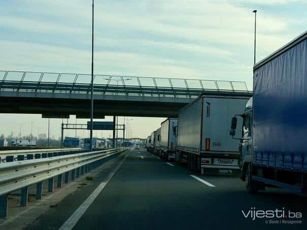 AFP on the transporters’ protest: Balkan economies lose about 100 million euros per day