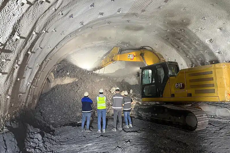 The Crni Vrh tunnel was broken through on the route of the future highway near Tešnj