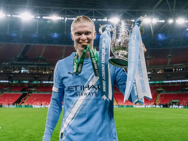 City defeated Arsenal and won the first trophy of the season