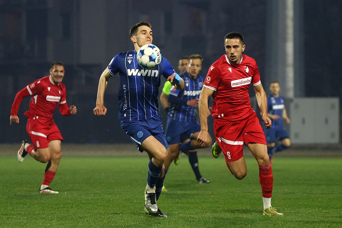 Sloga kicked out Željezničar after penalties