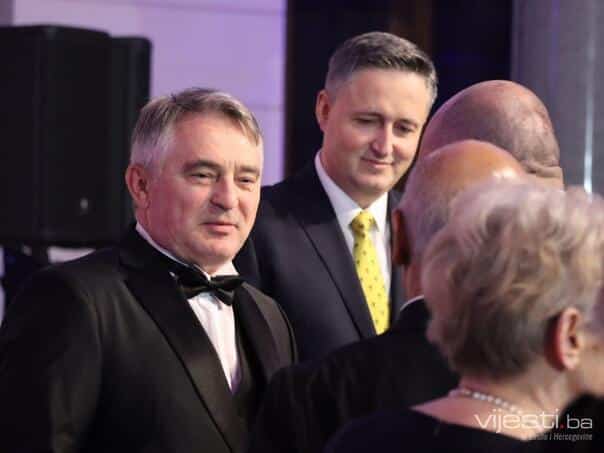 Photo: Komšić and Bećirović hosting a reception in honor of March 1