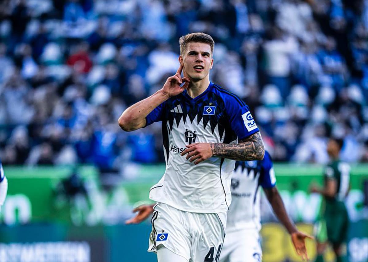 Vušković won two penalties and scored one in HSV’s victory