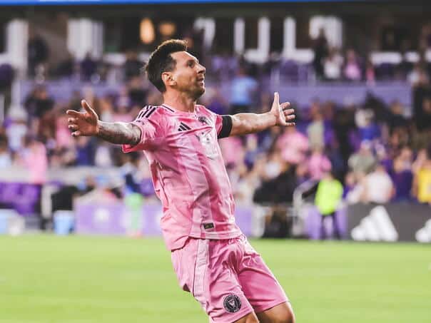 Messi made history with a free kick and equaled Pele’s record