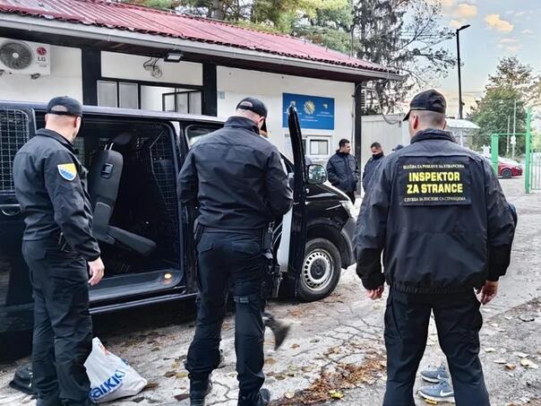 Discovered Turks and Azerbaijanis, working without a permit in TK