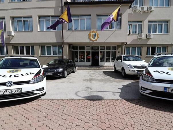 The police near Focak seized a kilogram of drugs