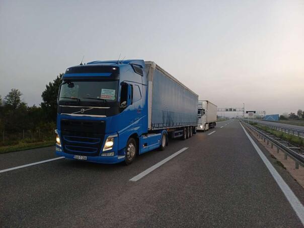 The police in ZHK banned transporter protests!