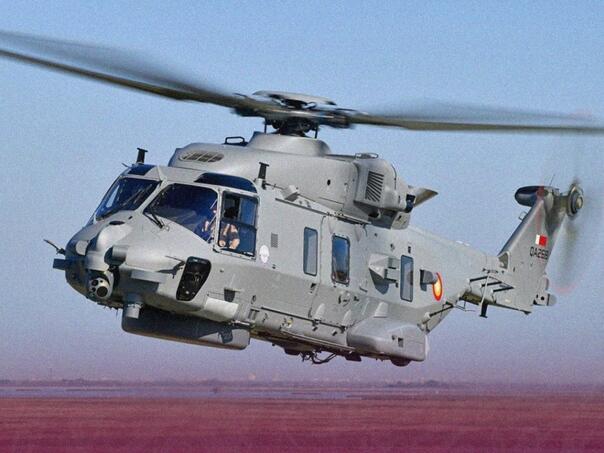 Seven killed in the fall of a Qatari military helicopter into the sea