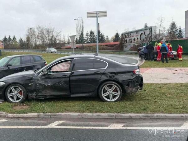 Collision at Stupa: Two cars were involved in the accident