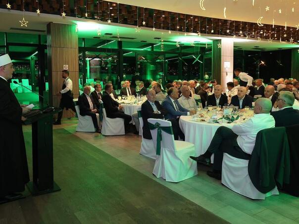Meeting of reisul-ulema with businessmen: Your success is the straightening of our people