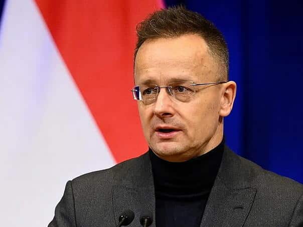 Szijjarto: EU should follow America’s example and lift sanctions on Russian oil
