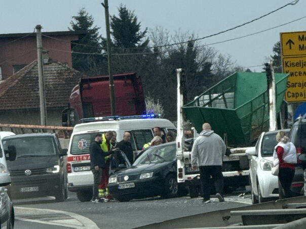 Serious traffic accident at the Mostar intersection, traffic slowed down