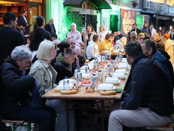 In Mostar, a communal iftar was held outdoors