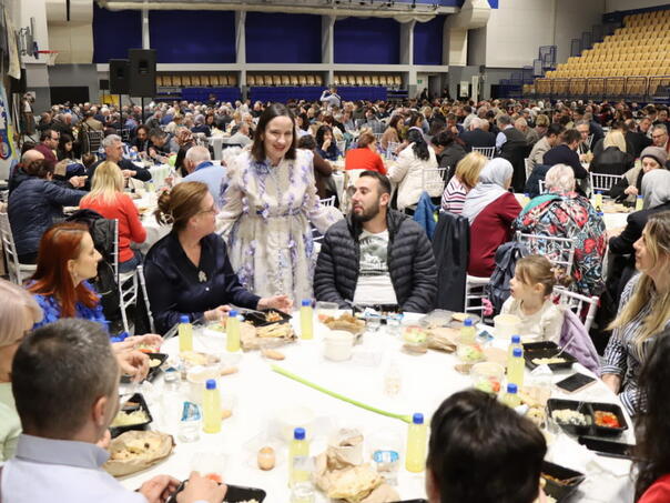 More than 800 citizens at a joint iftar in New Sarajevo
