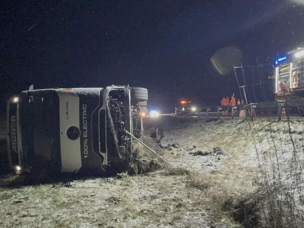 A driver from BiH landed with a truck off the road near Salzburg