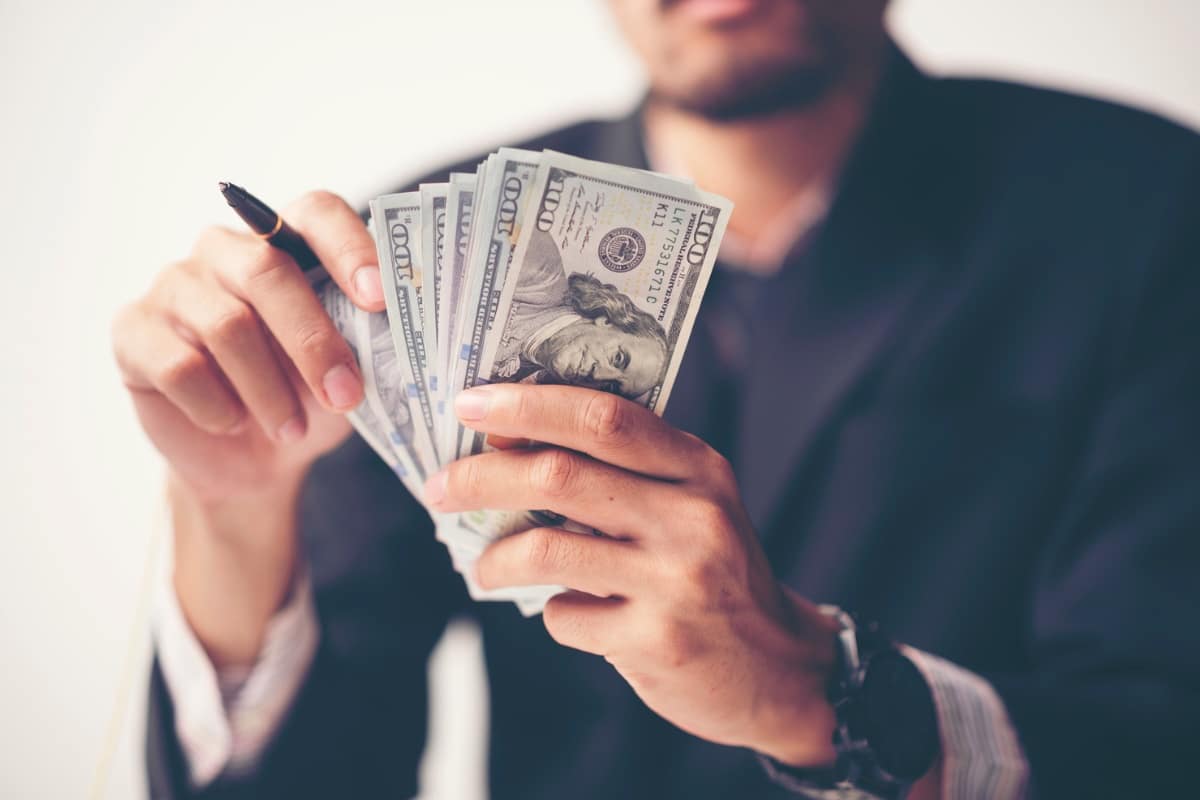 The US dollar weakened after the ceasefire between the US and Iran