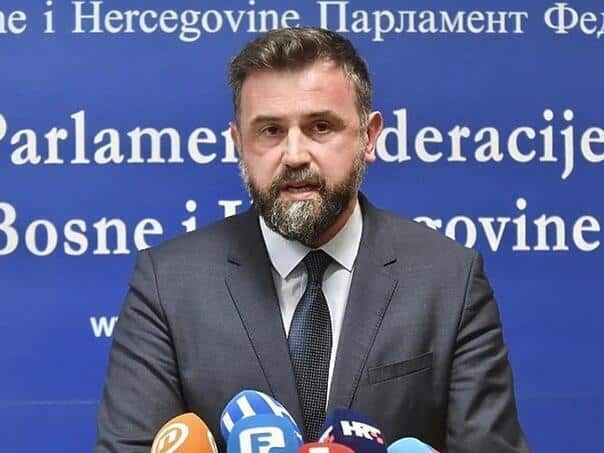 Gratz referred to the parliamentary procedure the Draft Law on the right to access to information in FBiH