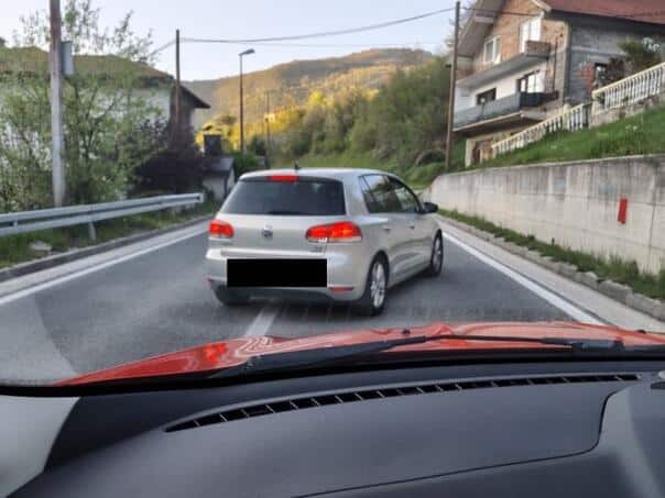 Hooligans intercepted and attacked a man with his wife and child: Was Velež’s shirt the reason?