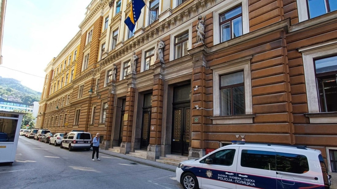 Three men sentenced to a total of 38 years in prison for raping a girl in Sarajevo