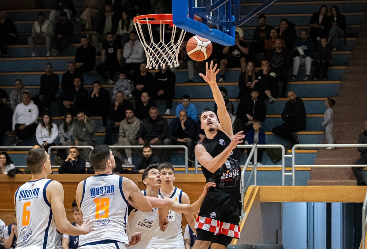The fight for the championship title begins: Ljubuški and Mostar open the final series