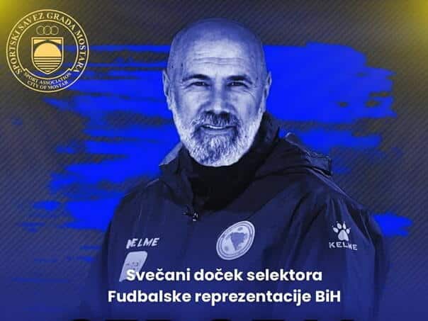 Mostar welcomes its hero: Ceremonial welcome of Sergej Barbarez under the Old Bridge