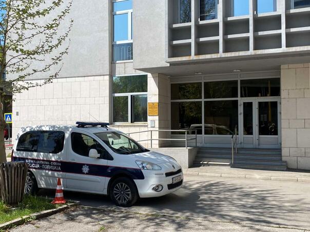 Not even 30 verdicts stopped him: A known thief took 19,000 KM from a safe in Tuzla