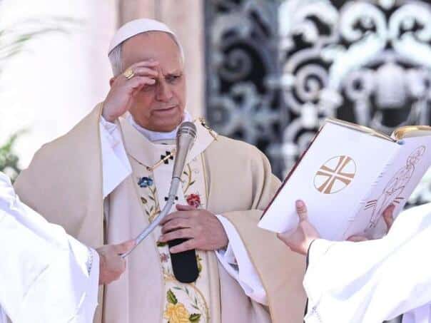 At the Easter Mass, Pope Leo called for peace in the Middle East