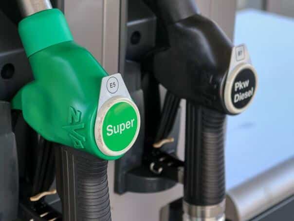 The US borrows 26.03 million barrels of oil