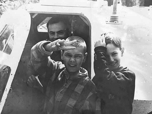 Sarajlija is looking for a photographer who took pictures of him in 1994 during the siege