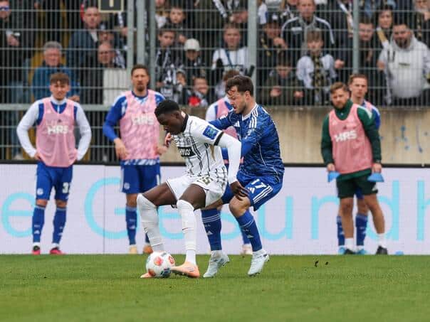 Schalke celebrated in a dramatic match against Elversberg