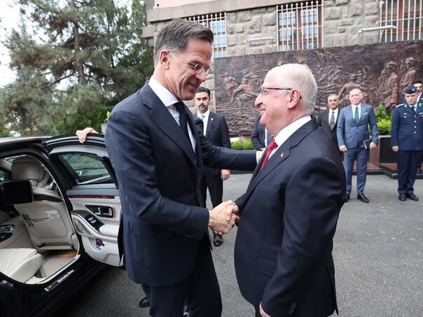 NATO chief: We will do everything necessary to defend Turkey