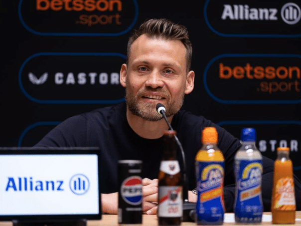 Simon Mignolet announced the end of his career