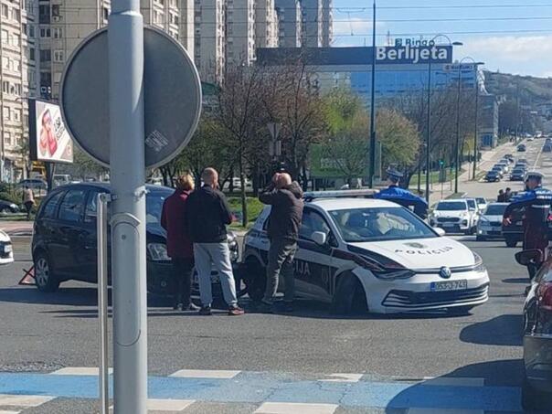 Crash in Sarajevo: A police vehicle was also involved