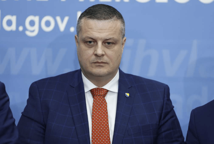 Action of SIPA and MUP KS: Investigation in the ministry of Vojin Mijatović regarding the allocation of 1,200,000 KM