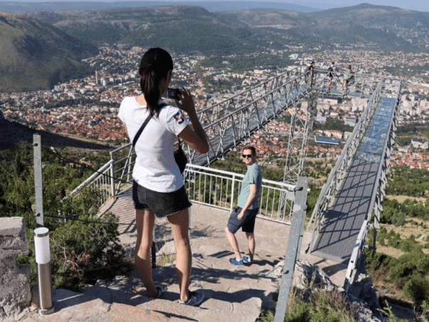 In Mostar today 27 degrees, tomorrow a gradual increase in cloudiness