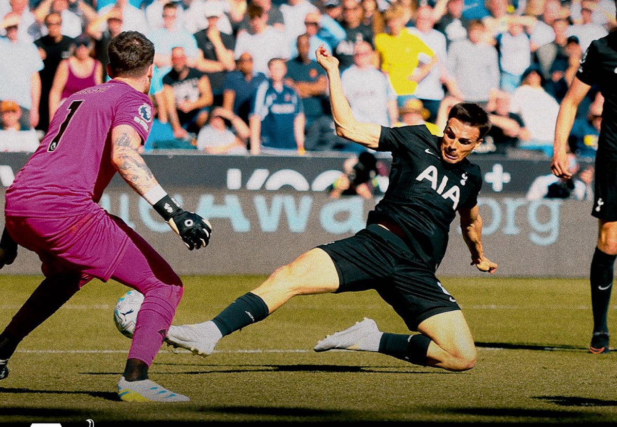 Tottenham and West Ham to win in the fight to stay, Liverpool safe against Palace