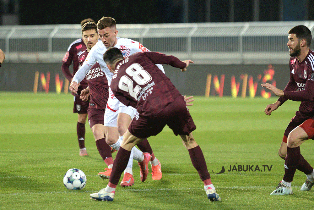 Sarajevo leads after a dynamic first half at Koševo