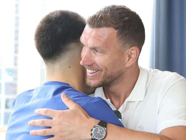 Dzeko arrived smiling at the gathering of the Dragons: He is starting his campaign for the World Cup