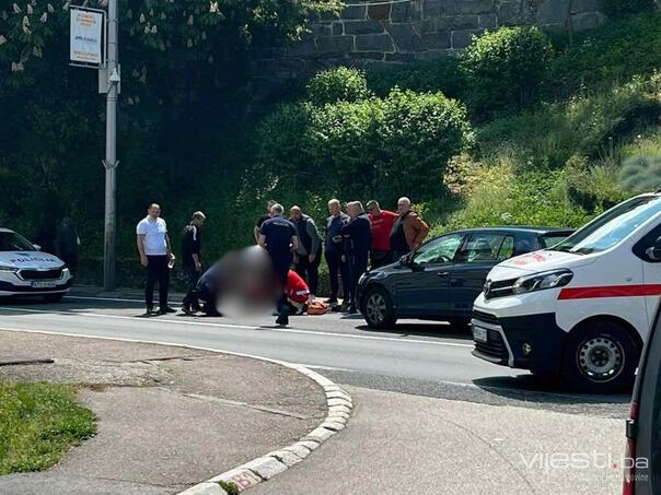 A car hit a pedestrian in Konjica, emergency services on the ground